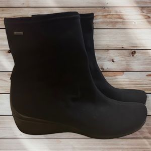 Ecco Womens Abelone Boots Short Goretex Waterproof Black Shoes Size EU 38